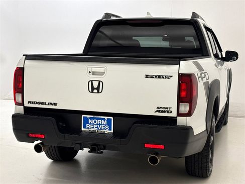Used 2021 Honda Ridgeline Sport image 10