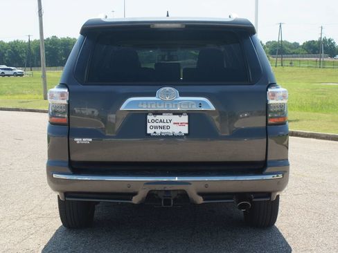 Used 2019 Toyota 4Runner Limited RWD image 3