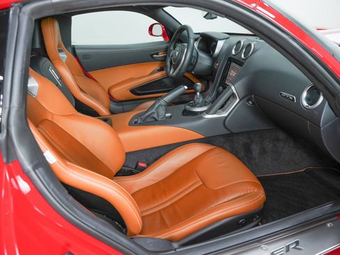 Used 2017 Dodge Viper GTS image 11