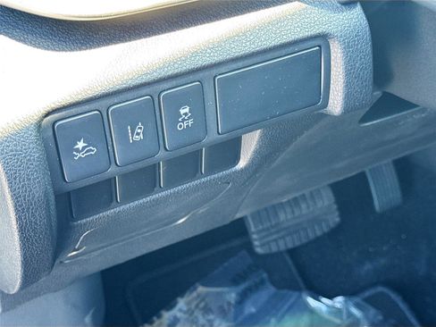 New 2025 Mitsubishi Eclipse Cross LE image 10