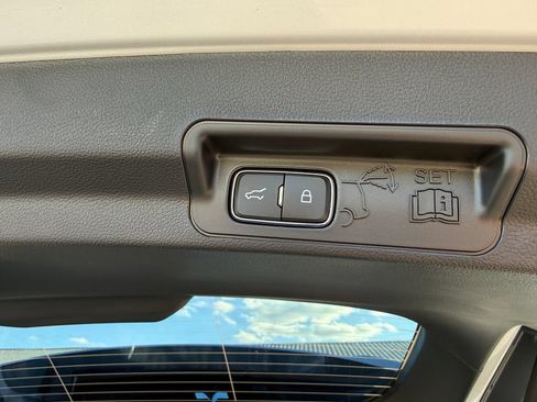 New 2026 Ford Explorer ST-Line w/ ST-Line Street Pack AWD/4WD image 17