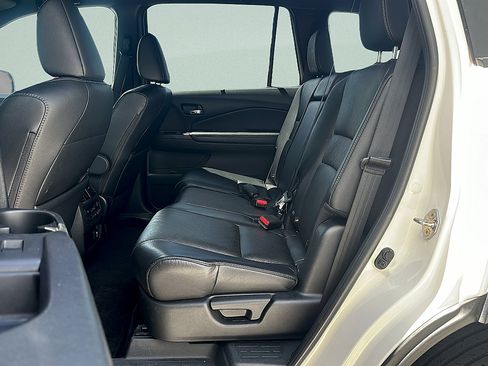Used 2019 Honda Passport Touring image 24