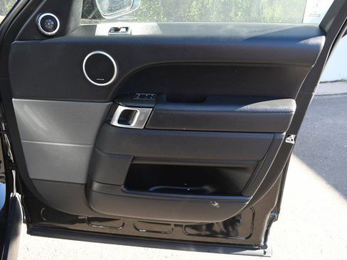 Used 2019 Land Rover Range Rover Sport HSE Dynamic image 24