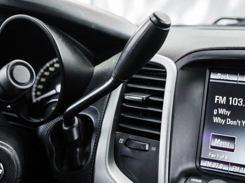 Used 2015 Chevrolet Caprice RWD image 65