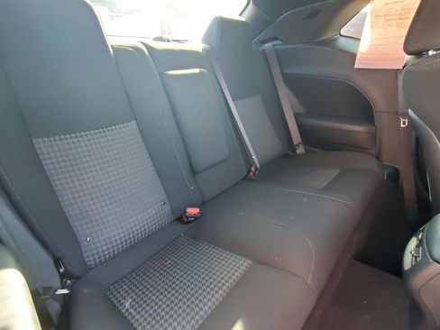 Used 2022 Dodge Challenger R/T Scat Pack RWD image 6