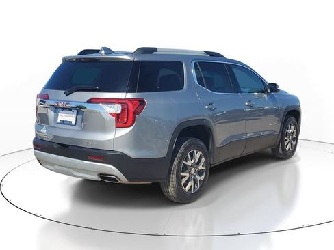 Certified 2023 GMC Acadia SLE w/ Driver Convenience Package AWD/4WD image 4