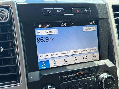 Used 2019 Ford F150 Lariat AWD/4WD image 5