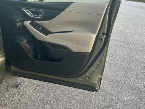 Used 2020 Subaru Forester Limited image 44