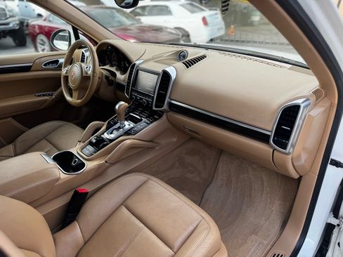 Used 2013 Porsche Cayenne AWD/4WD image 23