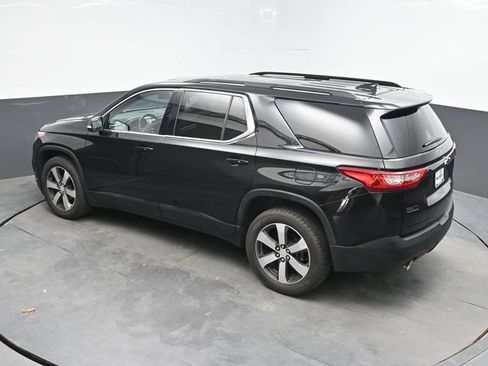 Used 2019 Chevrolet Traverse LT w/ LT Premium Package AWD/4WD image 34
