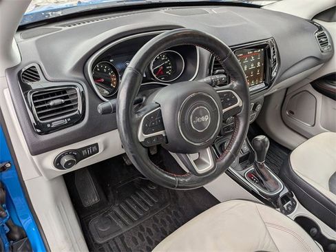 Certified 2017 Jeep Compass Limited w/ Navigation Group image 10