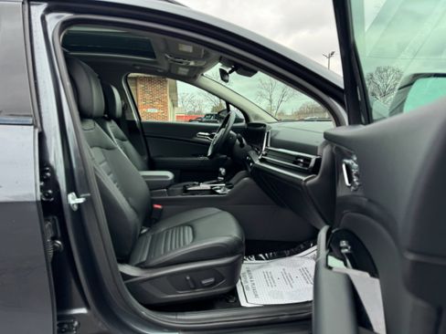 Used 2023 Kia Sportage SX FWD image 17