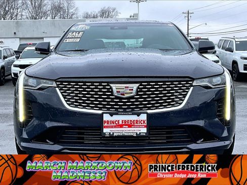 Used 2025 Cadillac CT4 Premium Luxury image 2