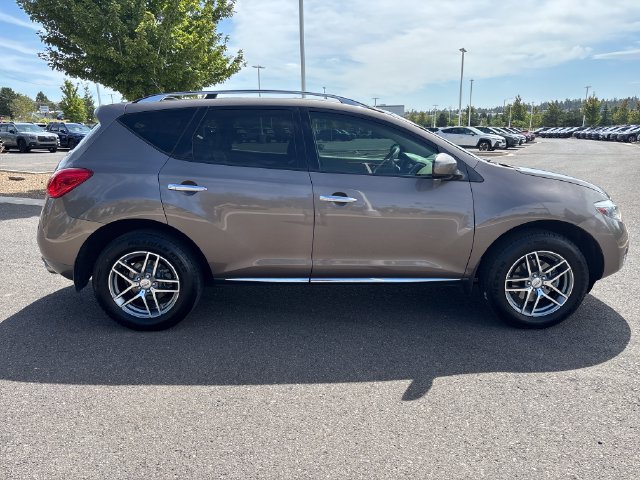Used 2010 Nissan Murano LE w/ Navigation Pkg AWD/4WD image 2