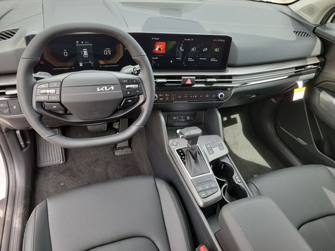 New 2026 Kia Sportage EX image 8