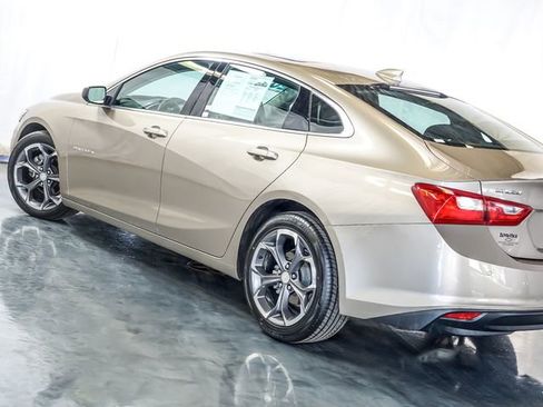 Used 2024 Chevrolet Malibu LT image 11