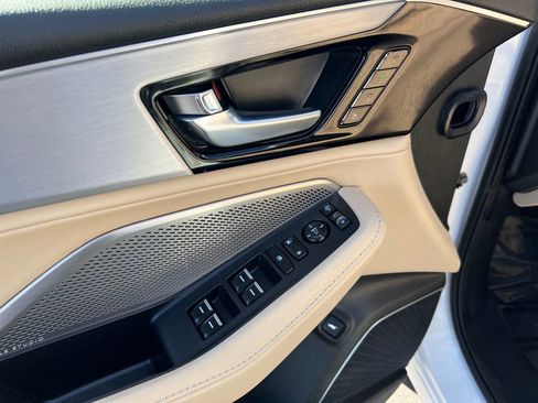 Certified 2023 Acura MDX SH-AWD w/ Technology Package image 13