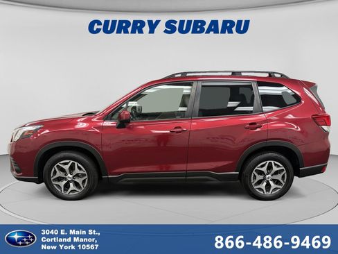 Certified 2023 Subaru Forester Premium AWD/4WD image 2