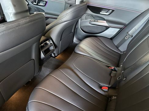 Certified 2025 Mercedes-Benz E 350 4MATIC Sedan image 14