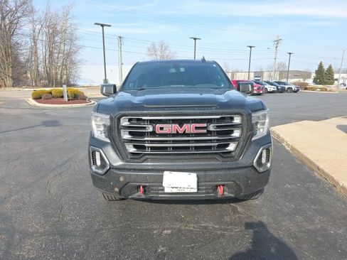 Used 2019 GMC Sierra 1500 AT4 w/ AT4 Premium Package image 2