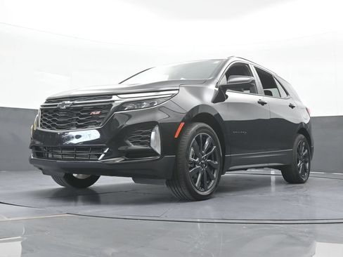 Used 2023 Chevrolet Equinox RS FWD image 52
