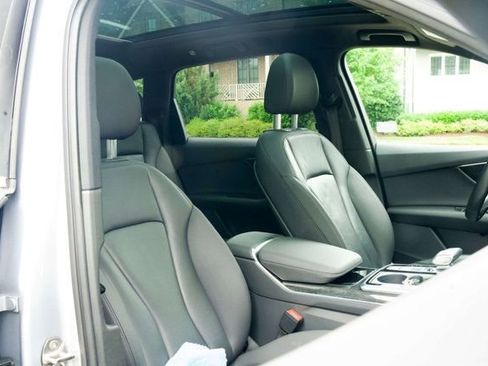 Used 2020 Audi Q7 3.0T Premium Plus w/ Premium Plus Package AWD/4WD image 46