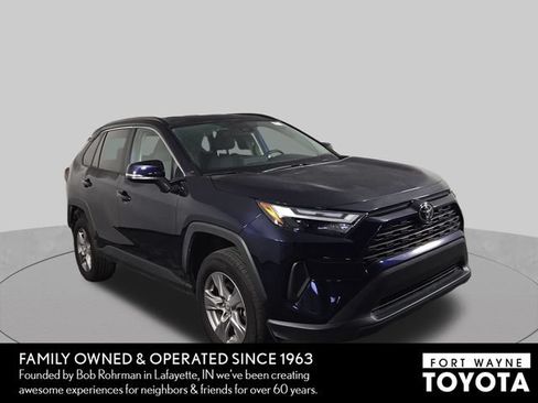 Used 2025 Toyota RAV4 XLE FWD image 4