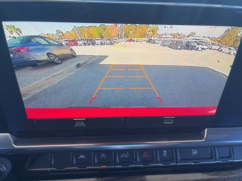 Used 2023 Chevrolet Silverado 1500 LT w/ Protection Package image 17