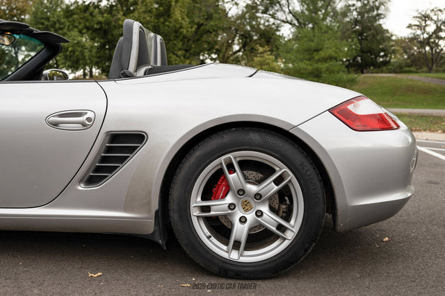 Used 2005 Porsche Boxster S RWD image 4
