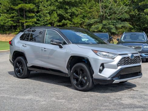 Used 2021 Toyota RAV4 XSE w/ XSE Grade Weather Package AWD/4WD image 11