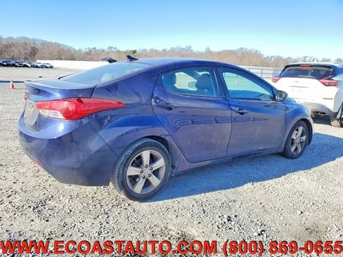 Used 2013 Hyundai Elantra GLS w/ Preferred Pkg image 2