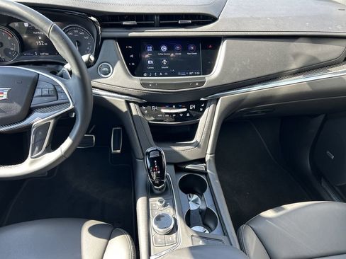 New 2025 Cadillac XT5 Sportv w/ LPO, Red Accent Package image 15