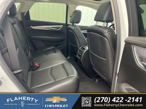 Used 2018 Cadillac XT5 Luxury w/ Driver Awareness Package image 13