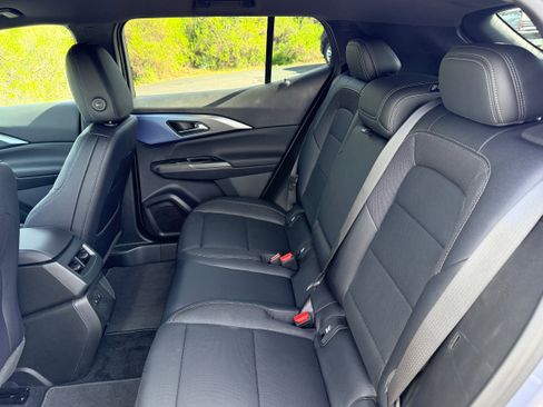 New 2026 Chevrolet Equinox EV LT w/ Convenience Package II image 8