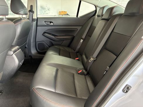 Used 2025 Nissan Altima 2.5 SR image 25