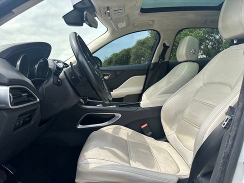 Used 2019 Jaguar F-PACE Prestige AWD/4WD image 15