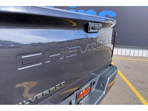 Used 2024 Chevrolet Silverado 3500 LTZ w/ LTZ Convenience Package AWD/4WD image 32