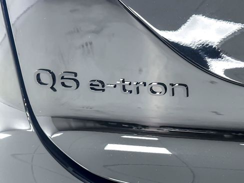 New 2027 Audi Q6 e-tron Premium Plus AWD/4WD image 26