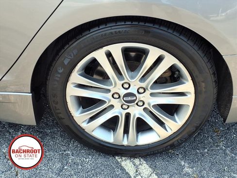 Used 2016 Lincoln MKZ w/ Equipment Group 300A Reserve FWD image 30