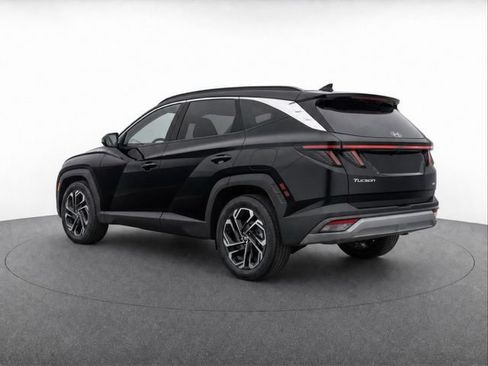 Used 2025 Hyundai Tucson Limited AWD/4WD image 4