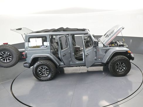 Used 2026 Jeep Wrangler Unlimited Rubicon w/ Xtreme 35 Tire Package image 65