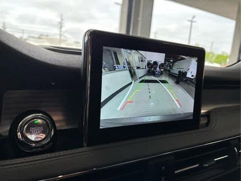 Used 2022 Lincoln Corsair AWD w/ Equipment Group 101A image 19