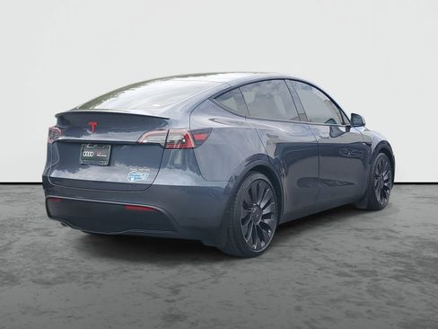 Used 2021 Tesla Model Y Performance AWD/4WD image 4