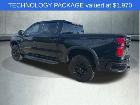 Used 2022 Chevrolet Silverado 1500 ZR2 w/ Technology Package AWD/4WD image 4
