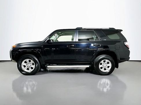 Used 2019 Toyota 4Runner SR5 Premium AWD/4WD image 4