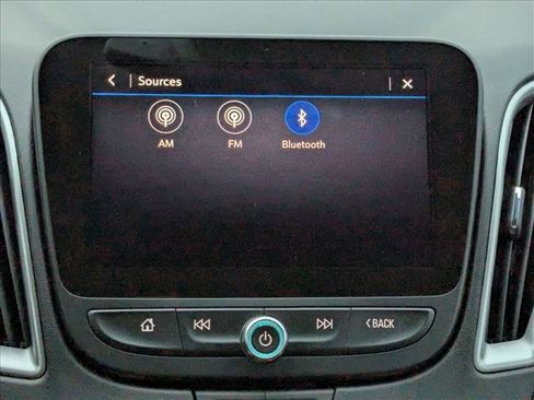 Certified 2025 Chevrolet Malibu LS image 14