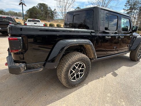 New 2026 Jeep Gladiator Rubicon AWD/4WD image 8