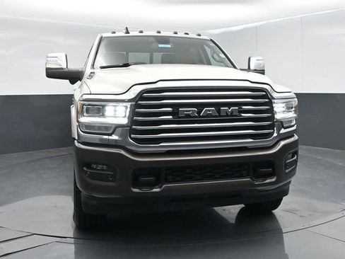 Used 2024 RAM 2500 Limited w/ Towing Technology Group AWD/4WD image 3