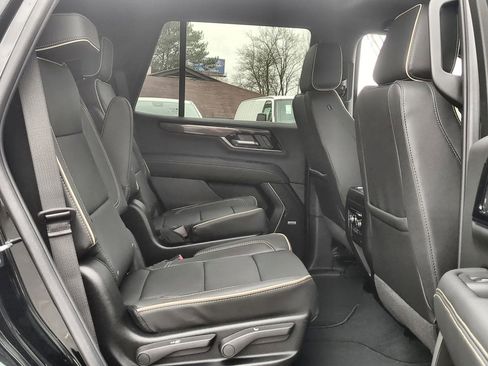 New 2026 GMC Yukon Elevation image 27