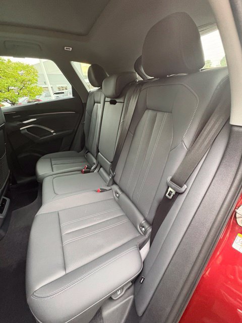 Used 2025 Audi Q5 Premium Plus AWD/4WD image 9